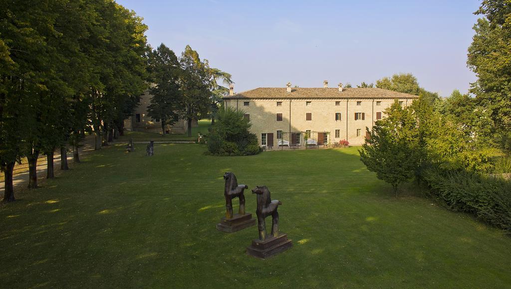 Locanda Del Re Guerriero San Pietro in Cerro Exteriör bild