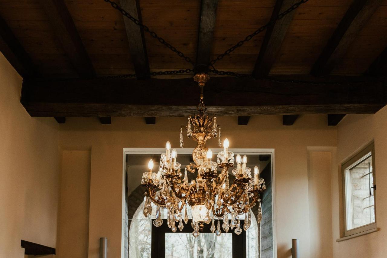 Locanda Del Re Guerriero San Pietro in Cerro Exteriör bild