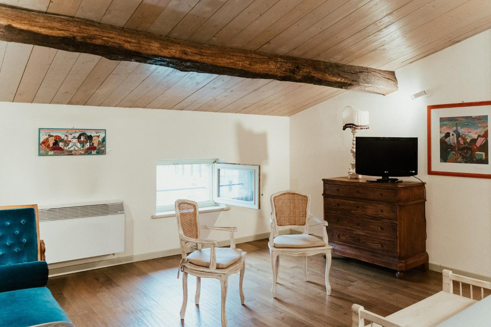 Locanda Del Re Guerriero San Pietro in Cerro Exteriör bild