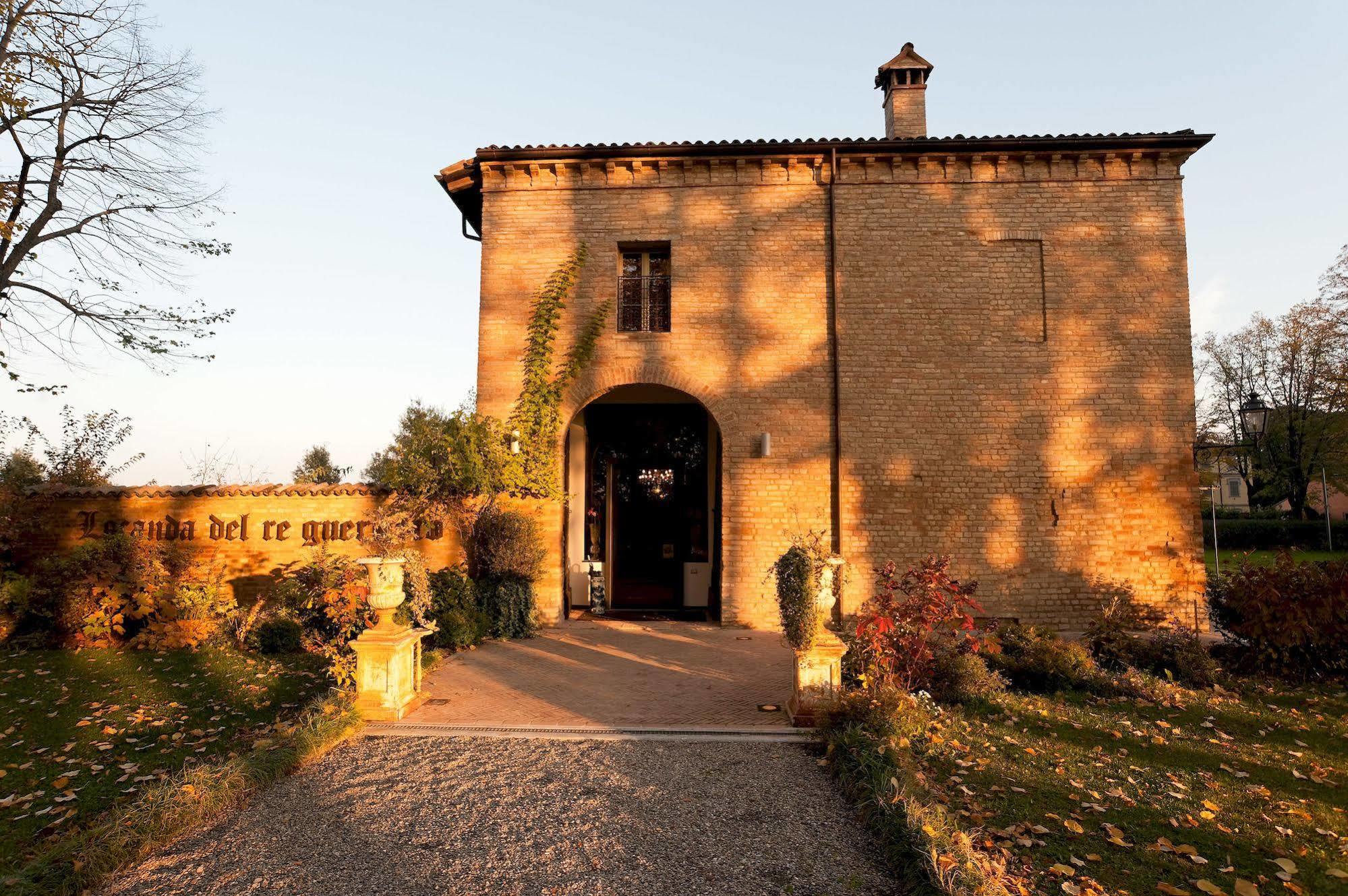 Locanda Del Re Guerriero San Pietro in Cerro Exteriör bild